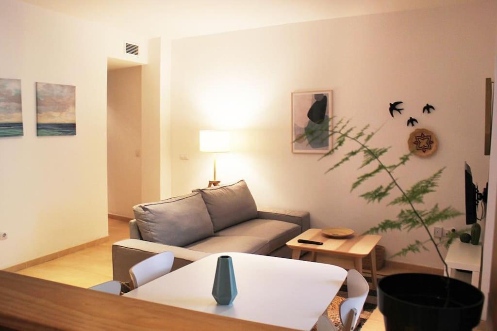 Fancy Apartment In A Historic House, Chiclana City Center By C. Dreams Chiclana de la Frontera Luaran gambar