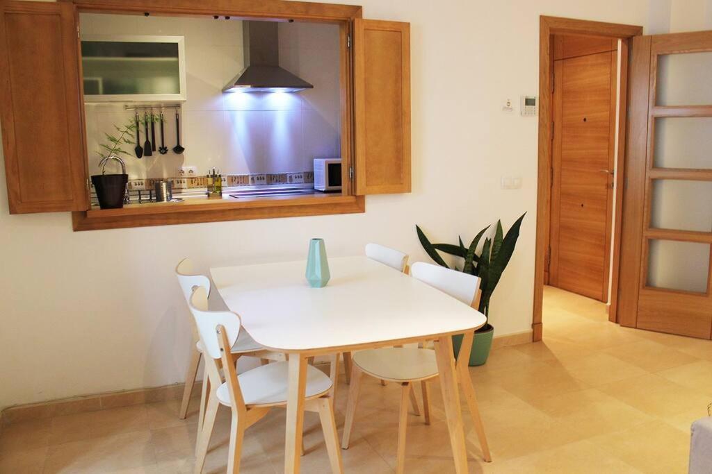 Fancy Apartment In A Historic House, Chiclana City Center By C. Dreams Chiclana de la Frontera Luaran gambar