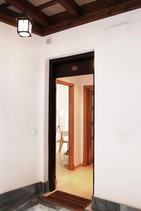 Fancy Apartment In A Historic House, Chiclana City Center By C. Dreams Chiclana de la Frontera Luaran gambar